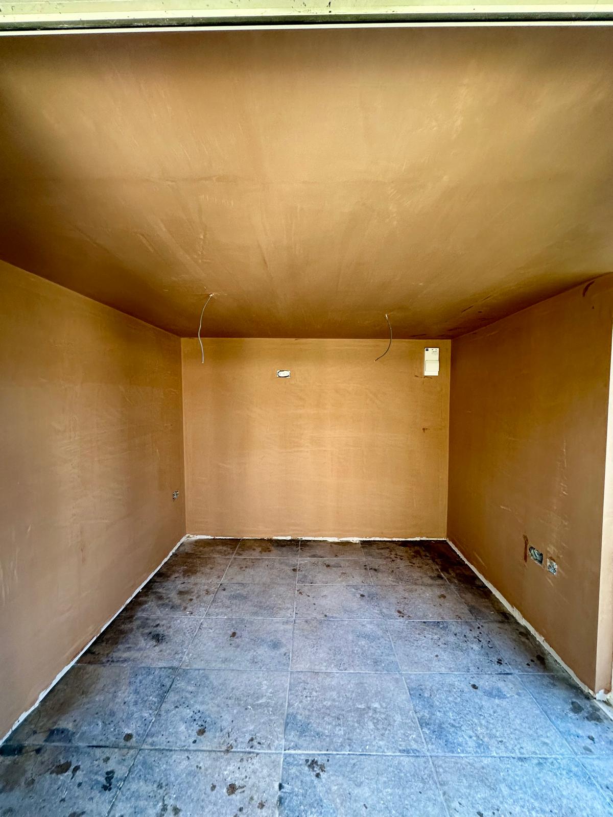 Renovation plastering